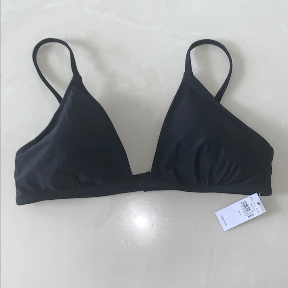 Black bikini top